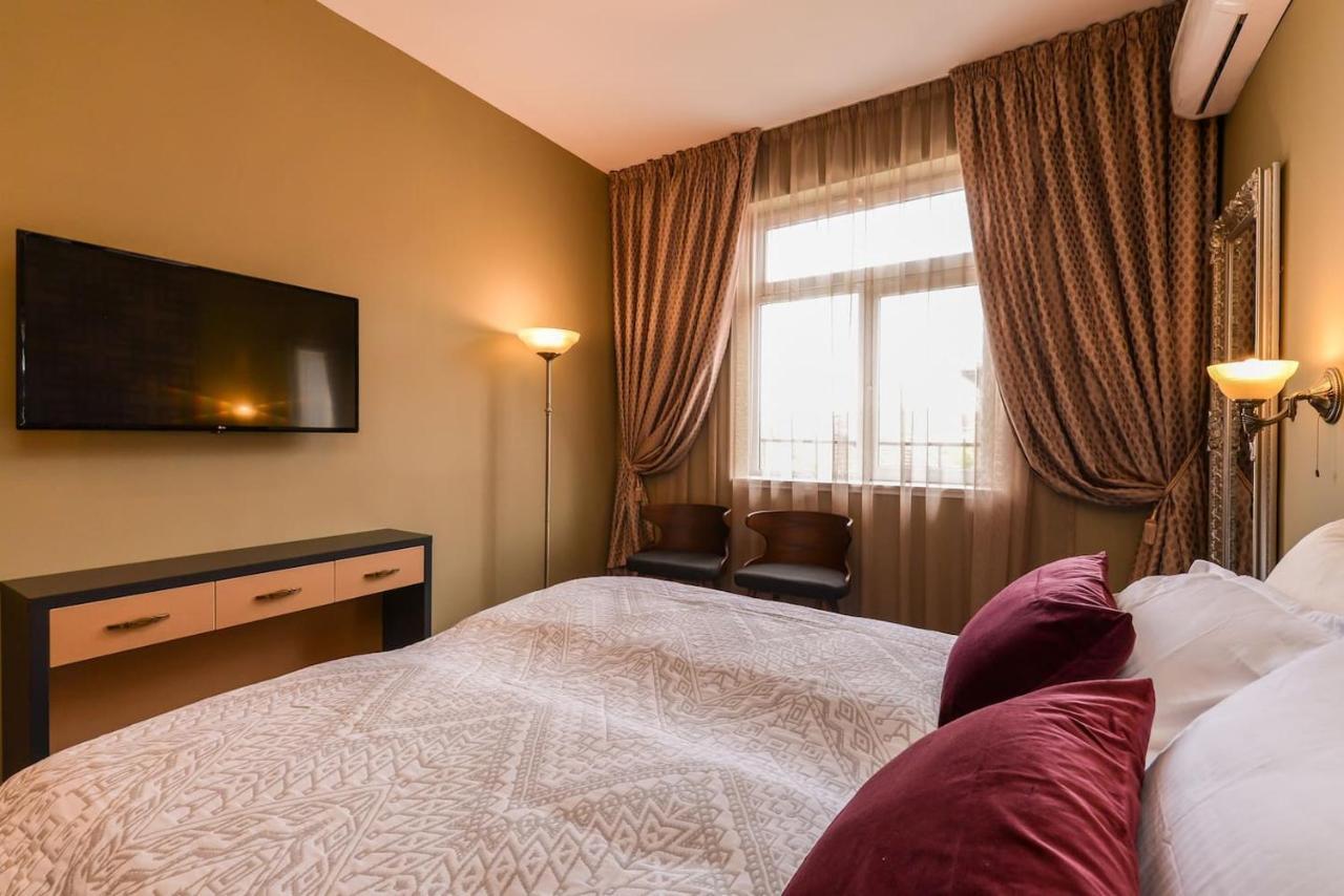 Sofia Dream Apartments - Jazzy Two Bedroom Suite By Flat Mаnager Ngoại thất bức ảnh