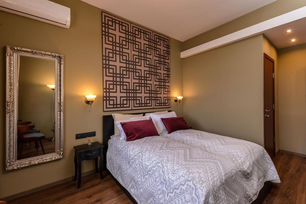 Sofia Dream Apartments - Jazzy Two Bedroom Suite By Flat Mаnager Ngoại thất bức ảnh